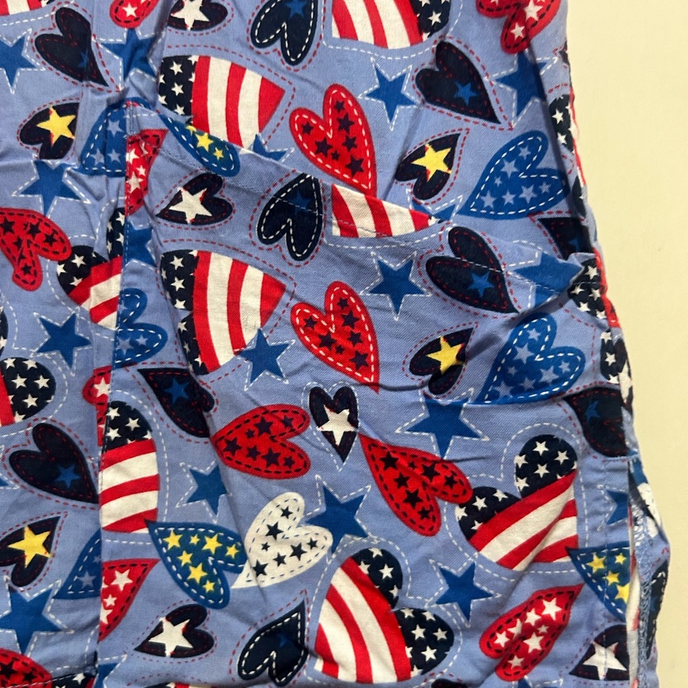 $5 ⭐️Dickies Americana July 4th Scrub Top Small - Picture 3 of 4